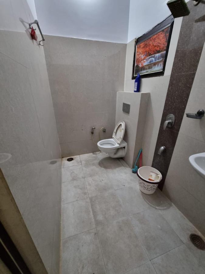 Leela Homestay Jabalpur - Lily - 2 Bhk Luxury Appartment Exteriör bild