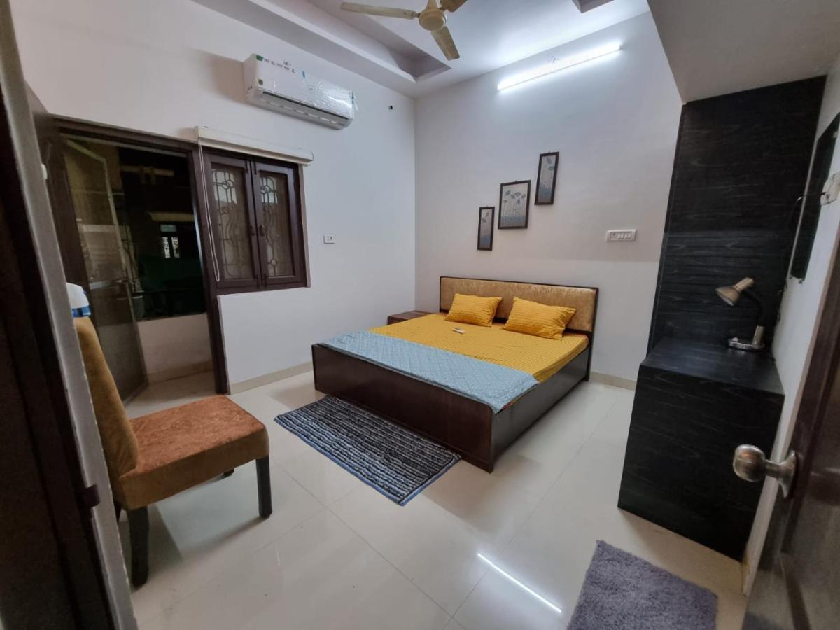 Leela Homestay Jabalpur - Lily - 2 Bhk Luxury Appartment Exteriör bild